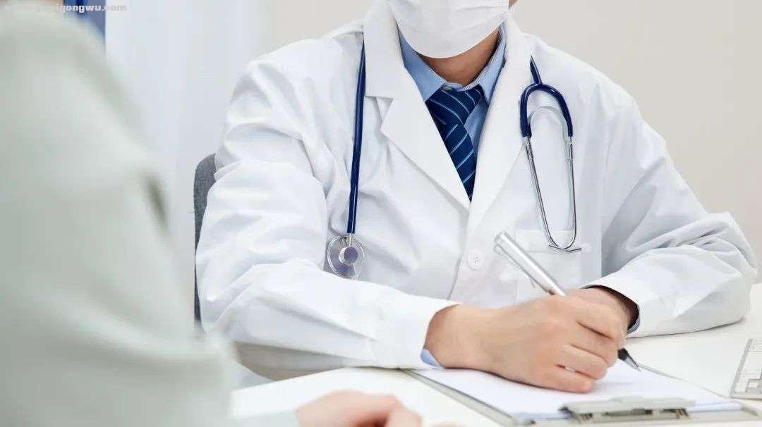 肺癌历经手术-复发-脑转移，如今母亲也成功迈向抗癌第6年了！